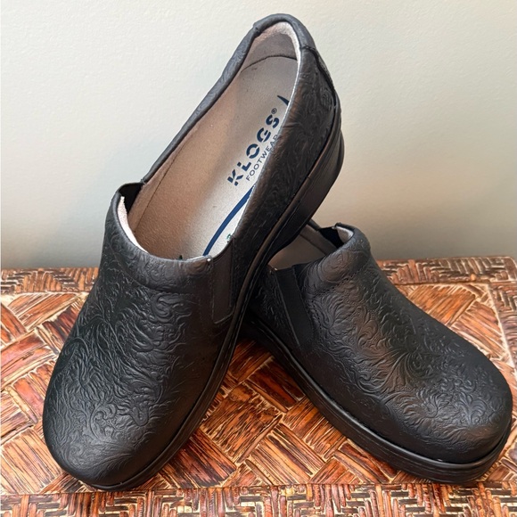 Klogs Naples Slip Resistant Black Tooled Nursing Clogs size 9.5 wide - Picture 1 of 9
